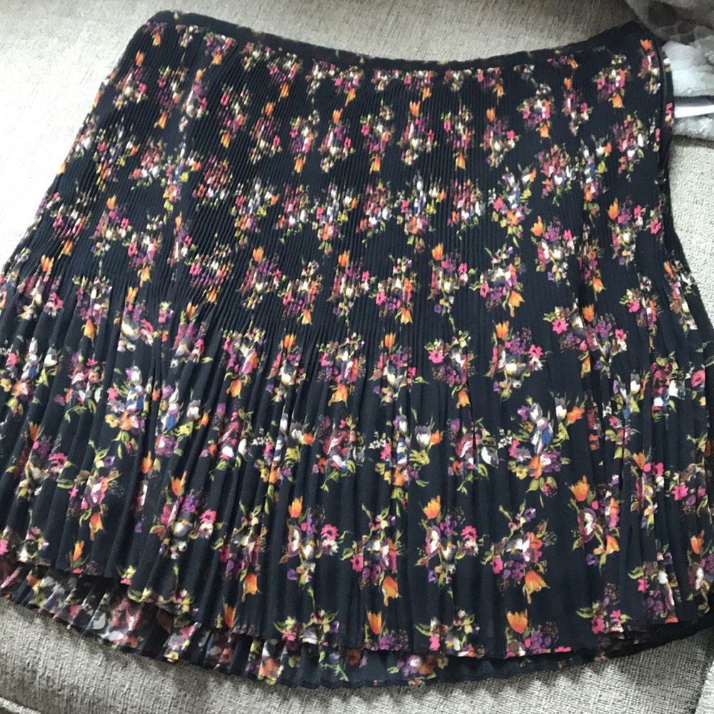 NWOT Madewell Mountain Floral Pleat Mini